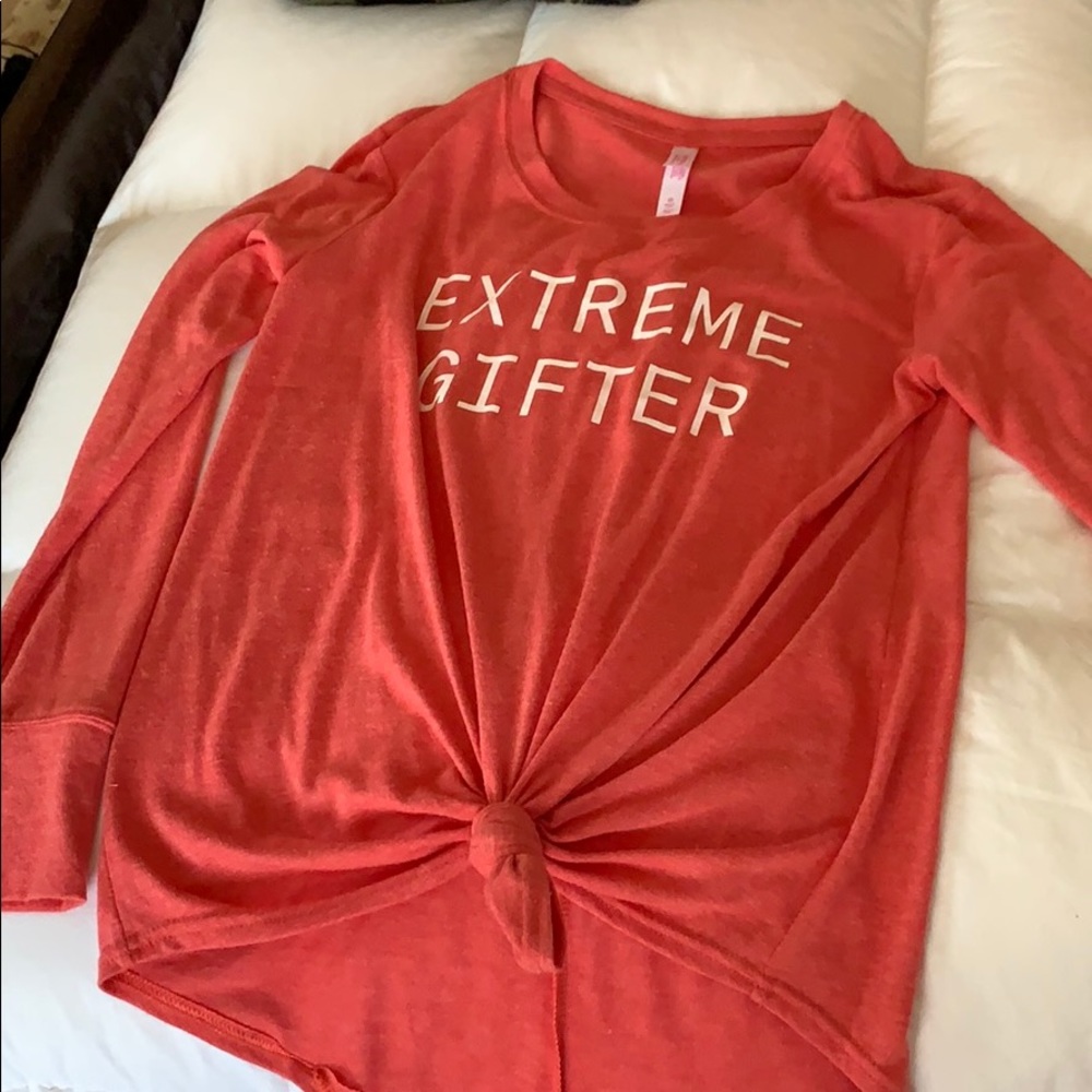 Long sleeve tee shirt